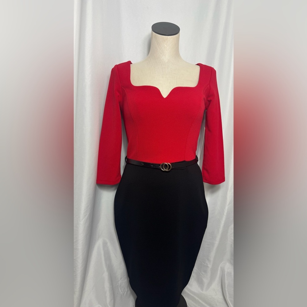 Elegant Red and Black Dress with Belt 3/4 sleeve bodycon Size Small NWT